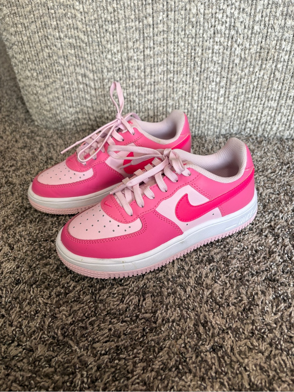 Nike Kids Force 1 Pink Sneakers Size 1Y